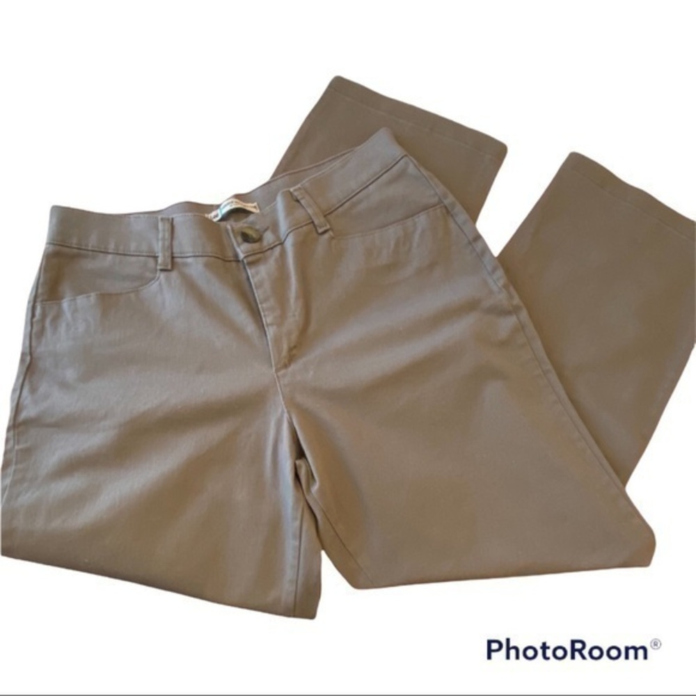 LEE PLAIN FRONT Relaxed Fit at the  Waist Straight Leg PANTS Sz 10 Short